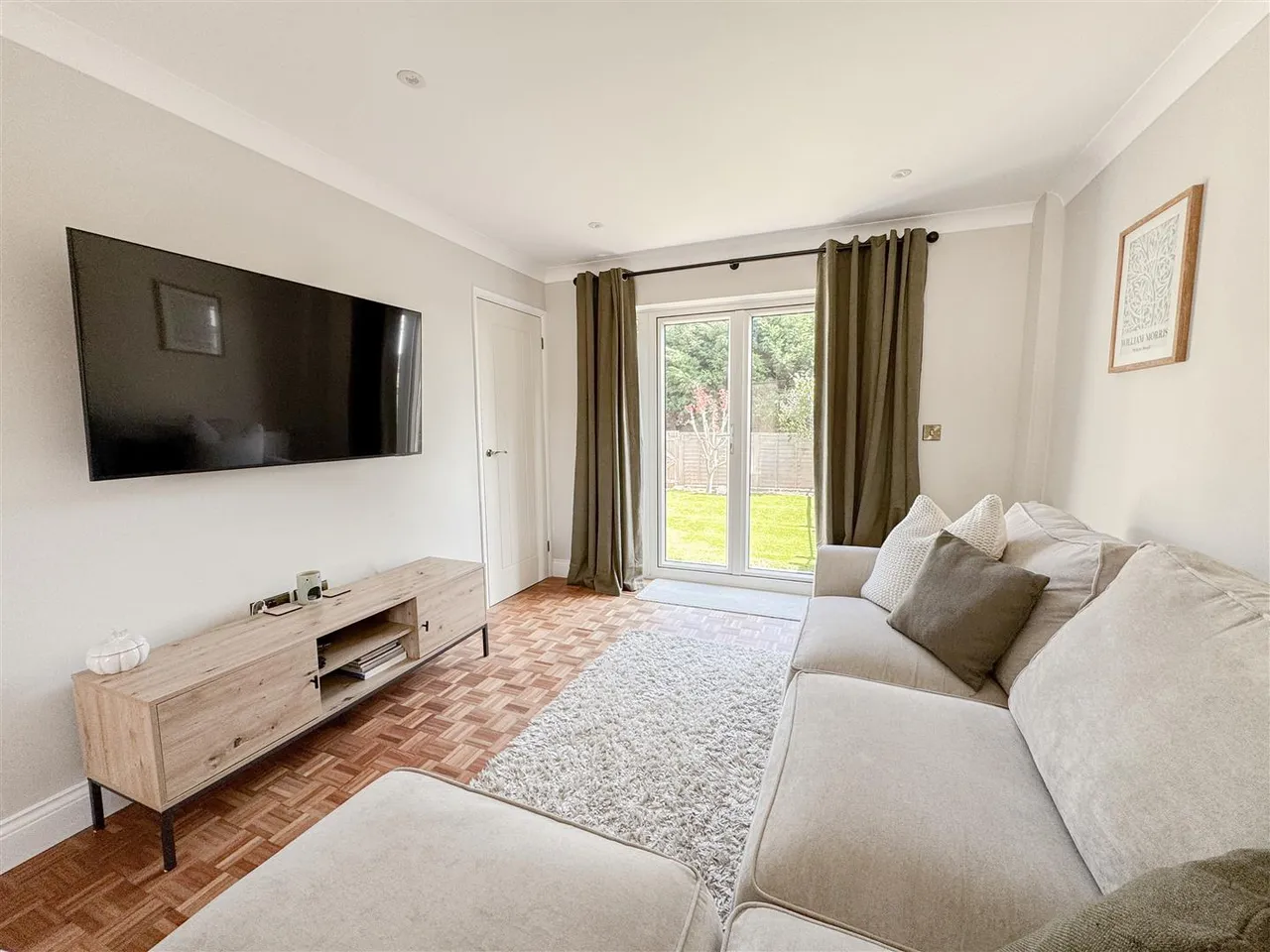 Jarvis Brook Close, Bexhill-On-Sea, TN39 3UQ, photo 2