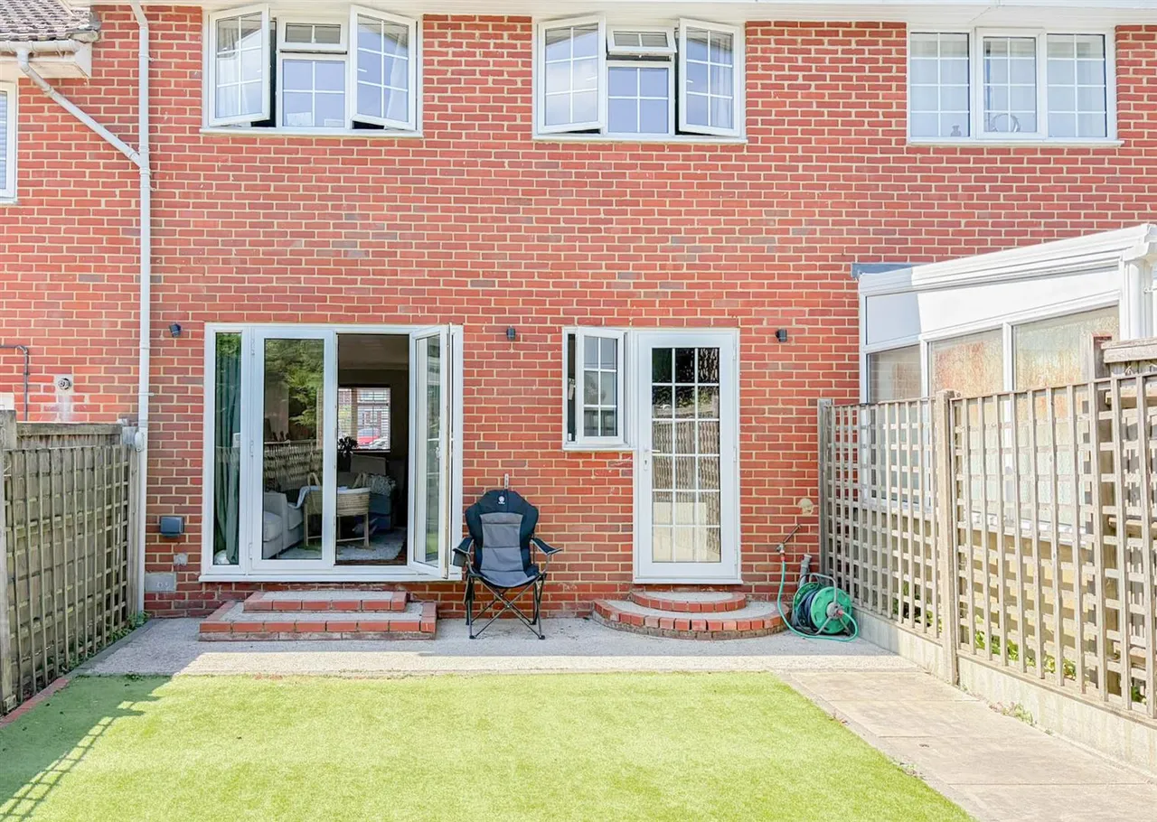 Jarvis Brook Close, Bexhill-On-Sea, TN39 3UQ, photo 25