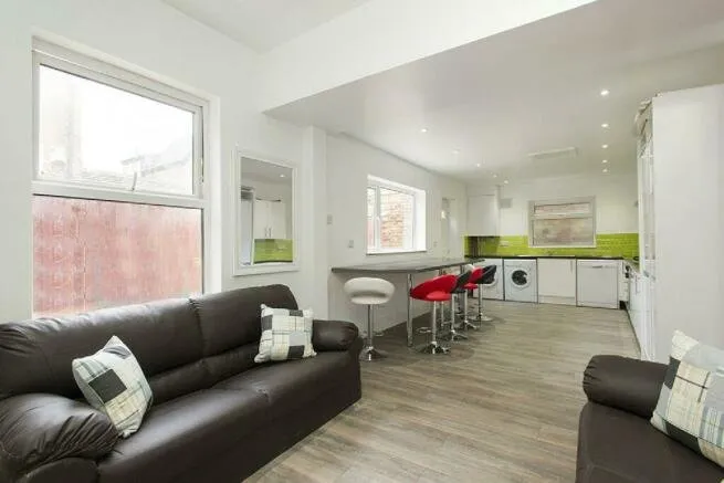 Derby Grove, Nottingham, NG7, photo 5