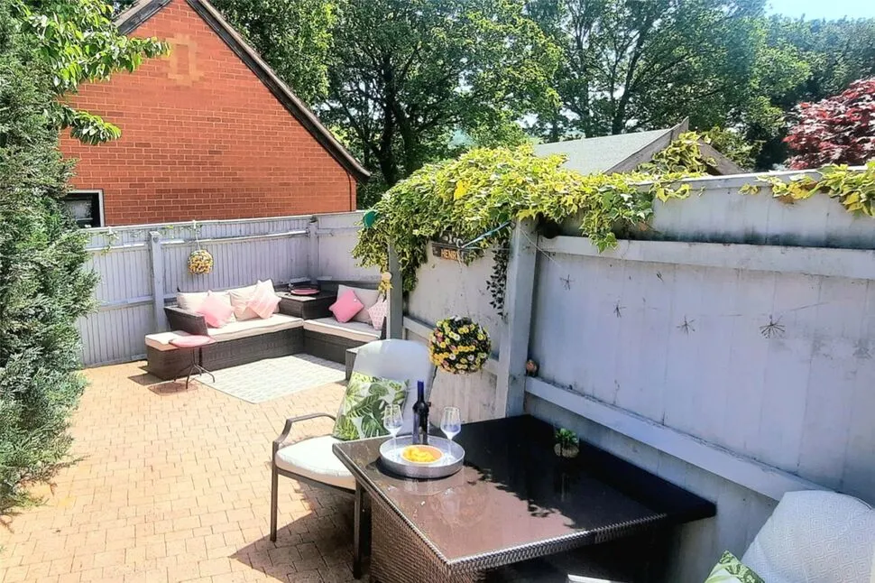 2 bed house for sale — Otter Reach, Newton Poppleford, EX10