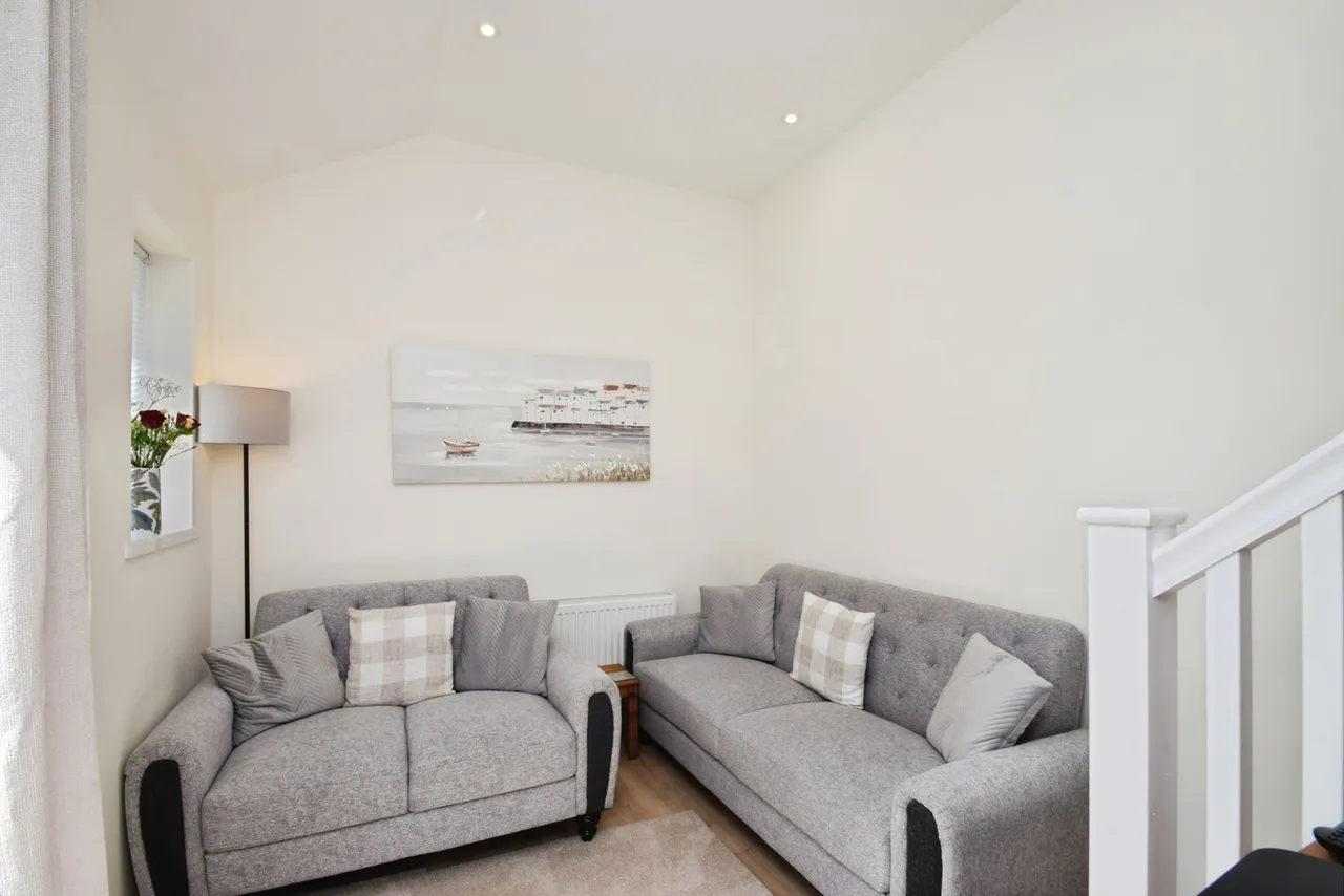 Incline Way, Saundersfoot, SA69, photo 8