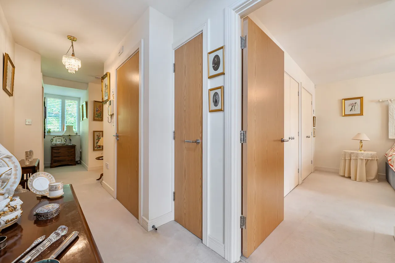 Nascot Wood Road, WD17, photo 9