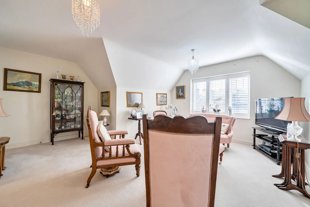 Nascot Wood Road, WD17, photo 15