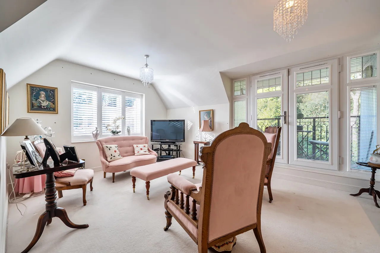 Nascot Wood Road, WD17, photo 16