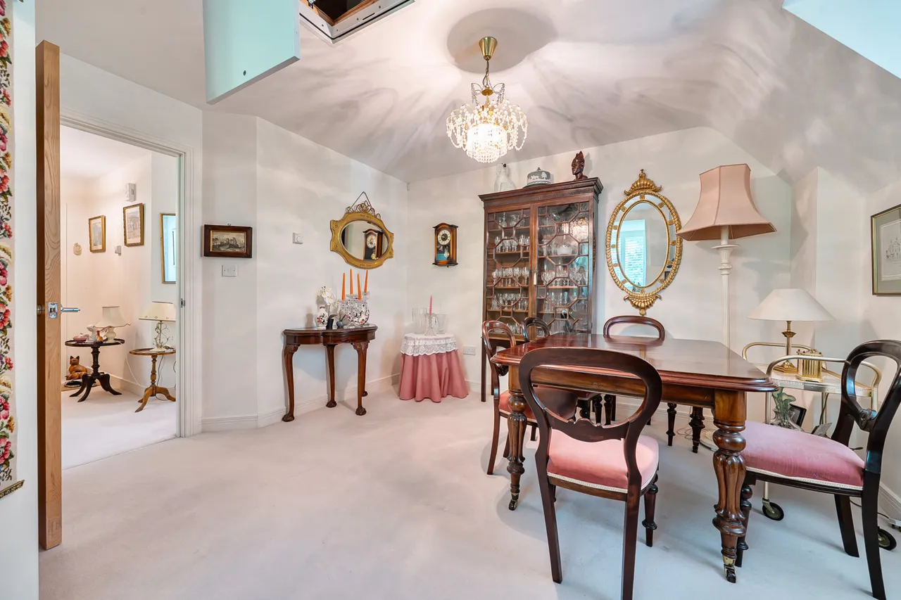 Nascot Wood Road, WD17, photo 18
