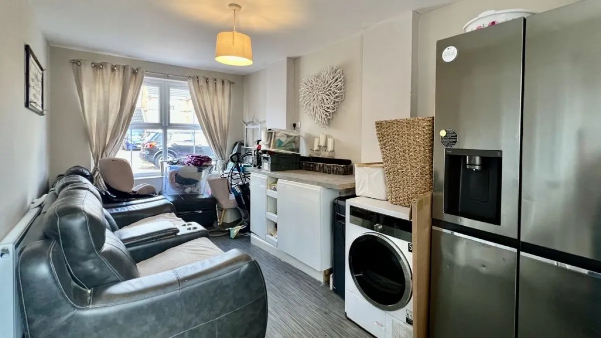 Fenners Avenue, Bottesford, photo 7