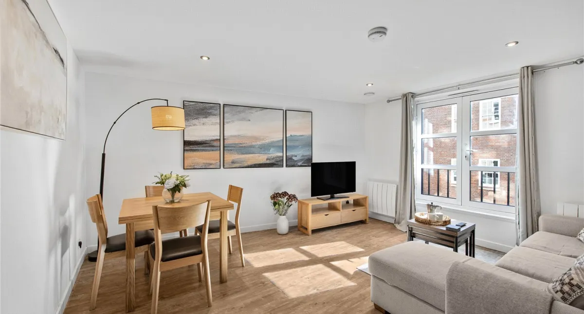 2 bed flat for sale — Rathbone Street Fitzrovia ,W1T
