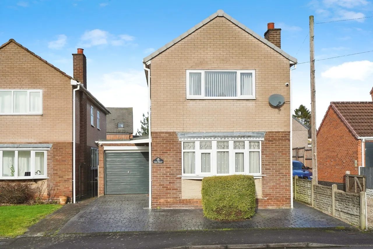 3 bed house for sale, The Crest, Linton, DE12