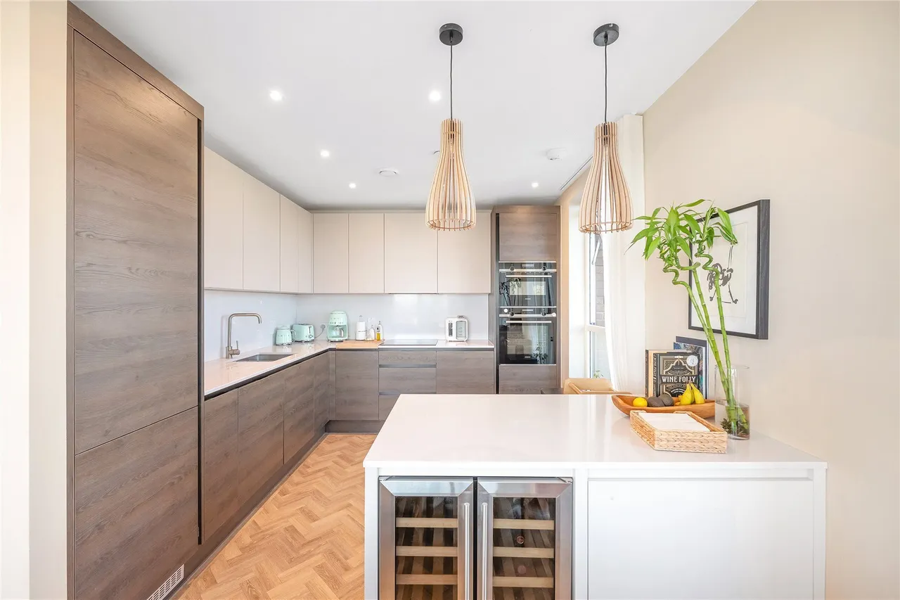 101 Azores House, Clarence Avenue, London, SW4, photo 6