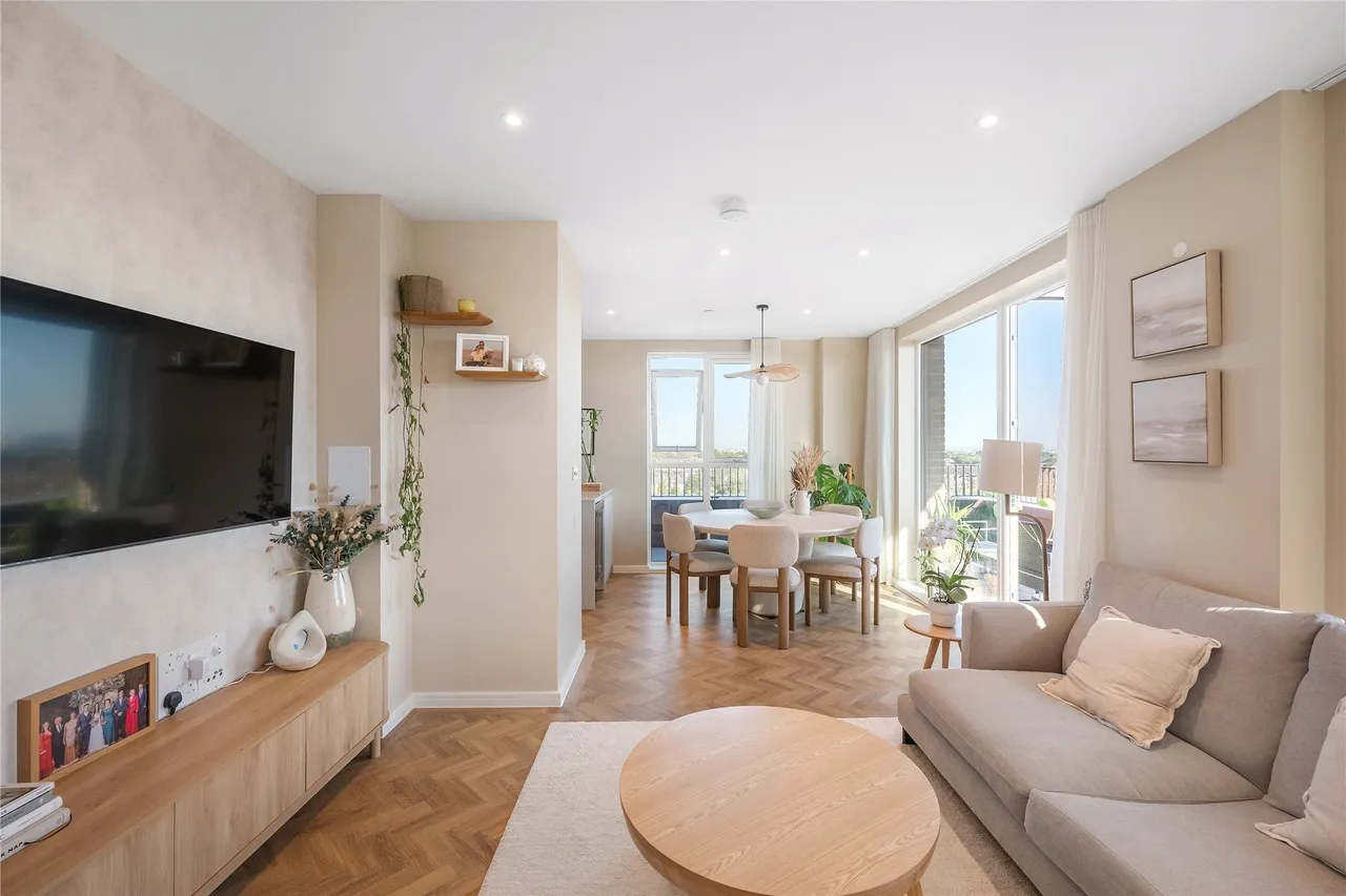 101 Azores House, Clarence Avenue, London, SW4, photo 3