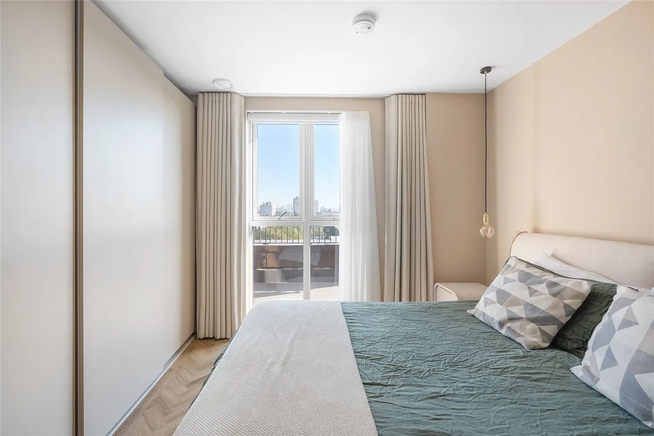 101 Azores House, Clarence Avenue, London, SW4, photo 10