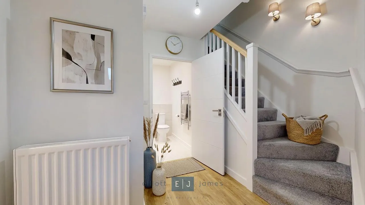Borders Lane, Loughton, IG10, photo 4