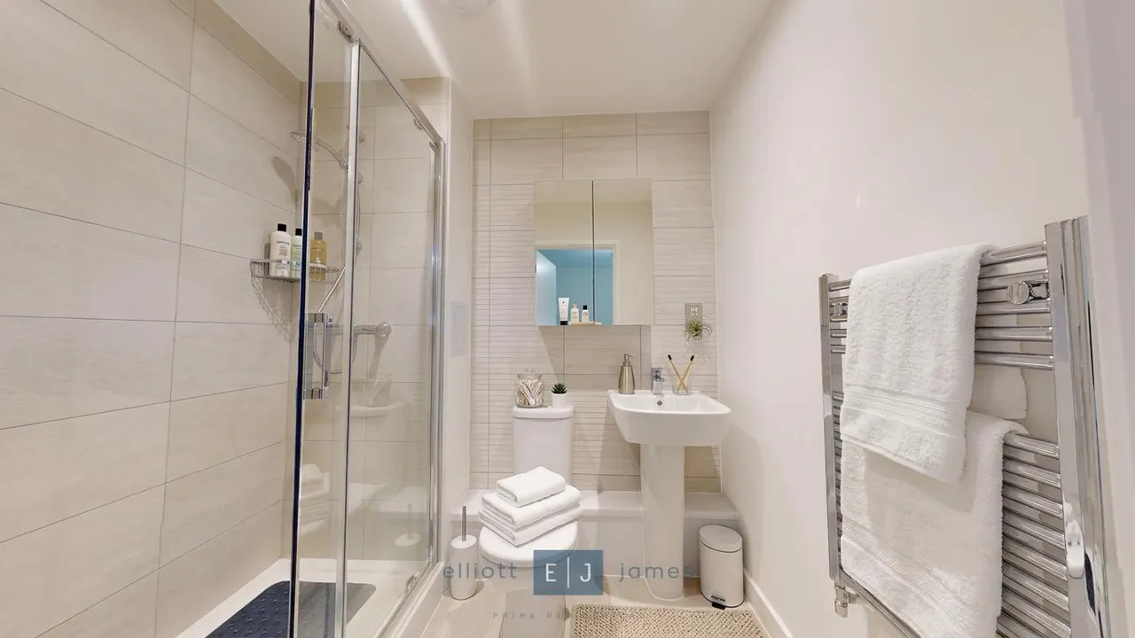 Borders Lane, Loughton, IG10, photo 8