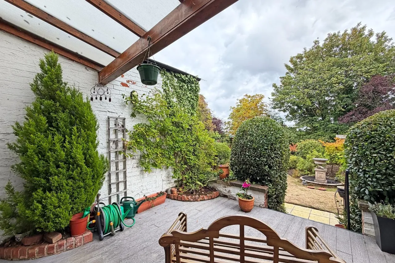 Brookfield Avenue, Timperley, Cheshire WA15 6TH, photo 30