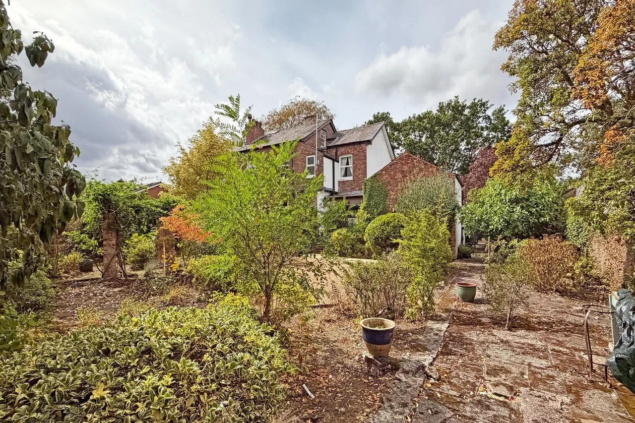 Brookfield Avenue, Timperley, Cheshire WA15 6TH, photo 31