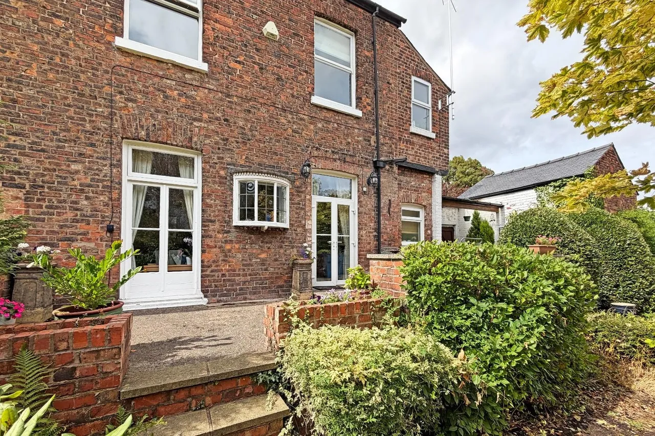 Brookfield Avenue, Timperley, Cheshire WA15 6TH, photo 33