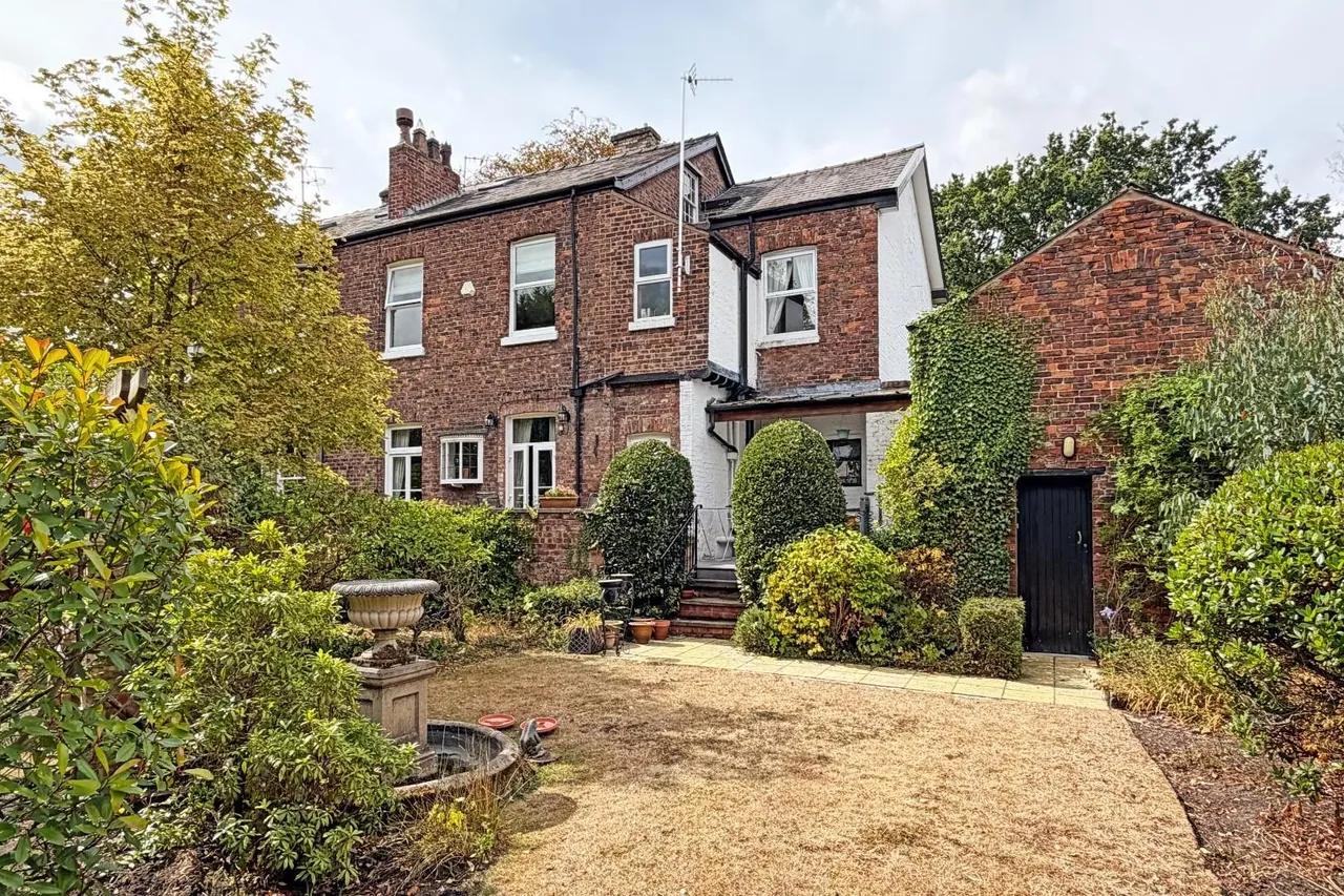 Brookfield Avenue, Timperley, Cheshire WA15 6TH, photo 7