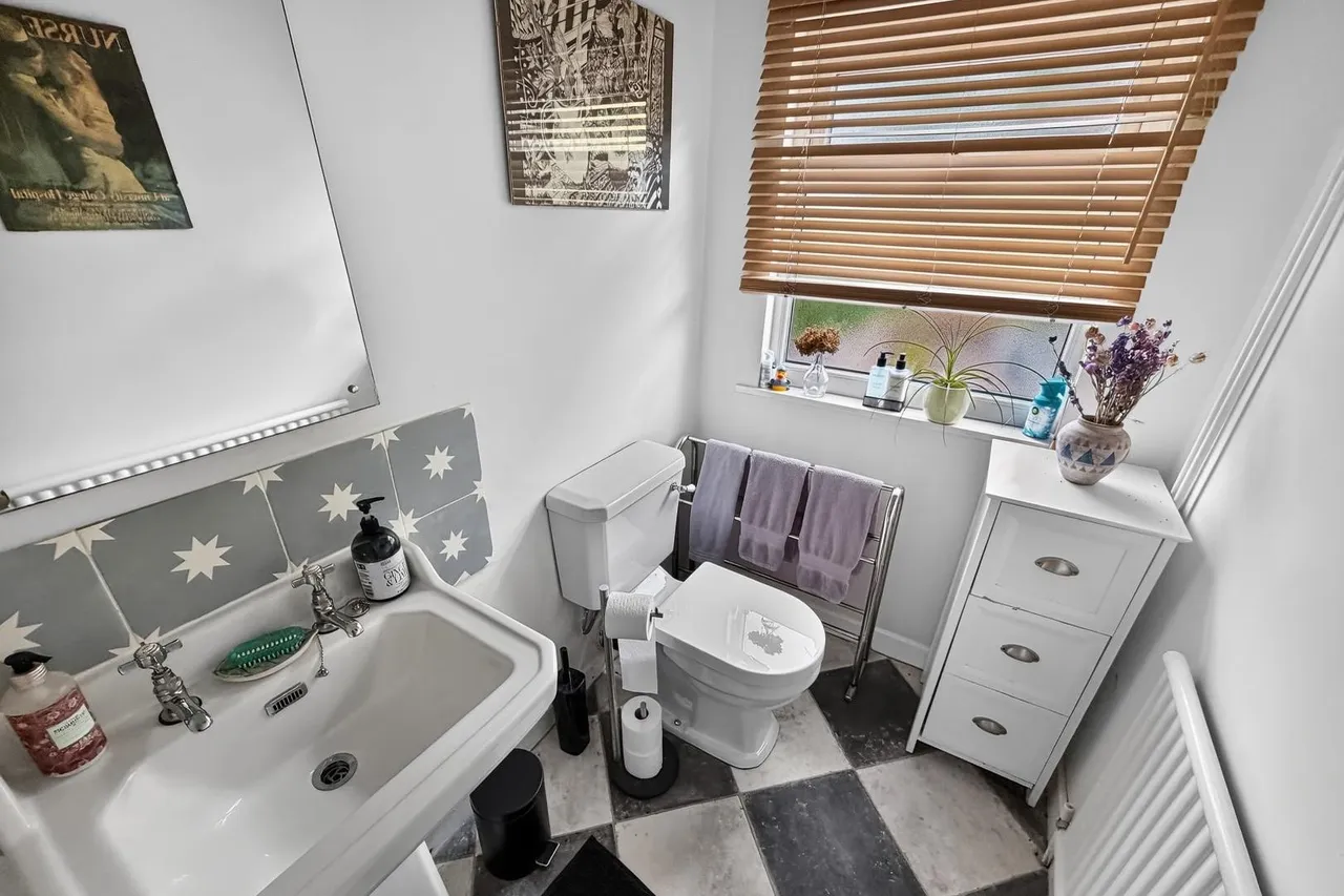 Brookfield Avenue, Timperley, Cheshire WA15 6TH, photo 15