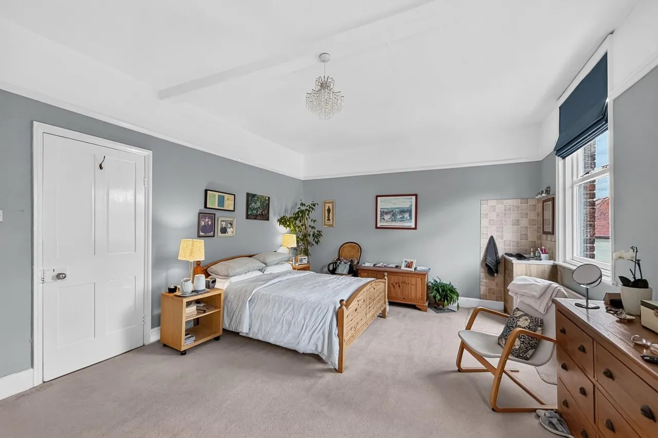 Brookfield Avenue, Timperley, Cheshire WA15 6TH, photo 20
