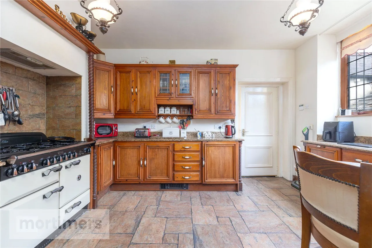 Whalley Road, Accrington, BB5, photo 15