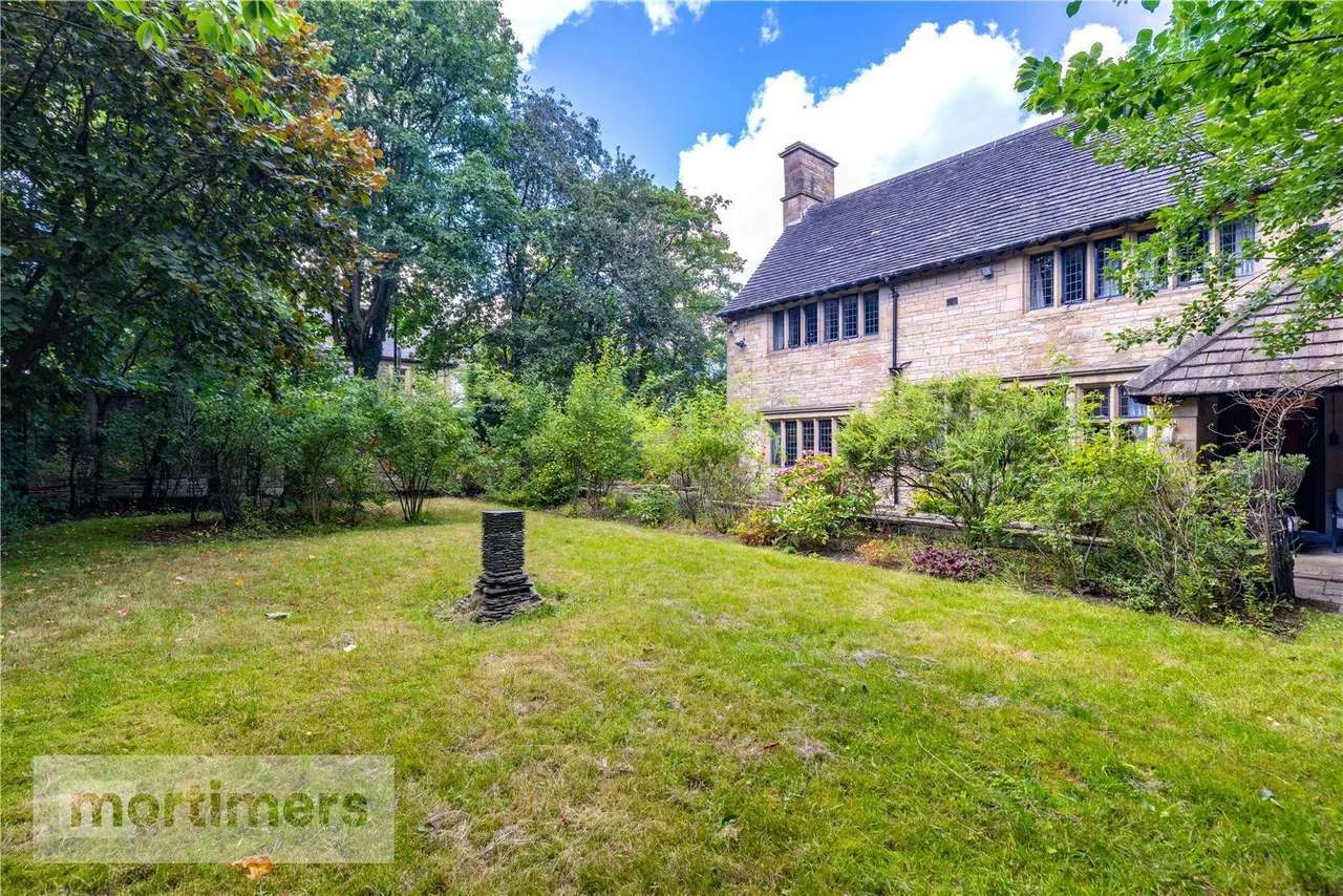 Whalley Road, Accrington, BB5, photo 49