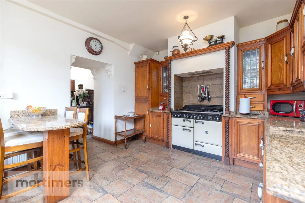 Whalley Road, Accrington, BB5, photo 17