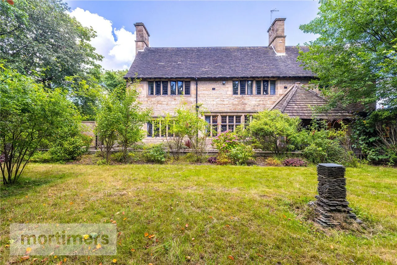 Whalley Road, Accrington, BB5, photo 48