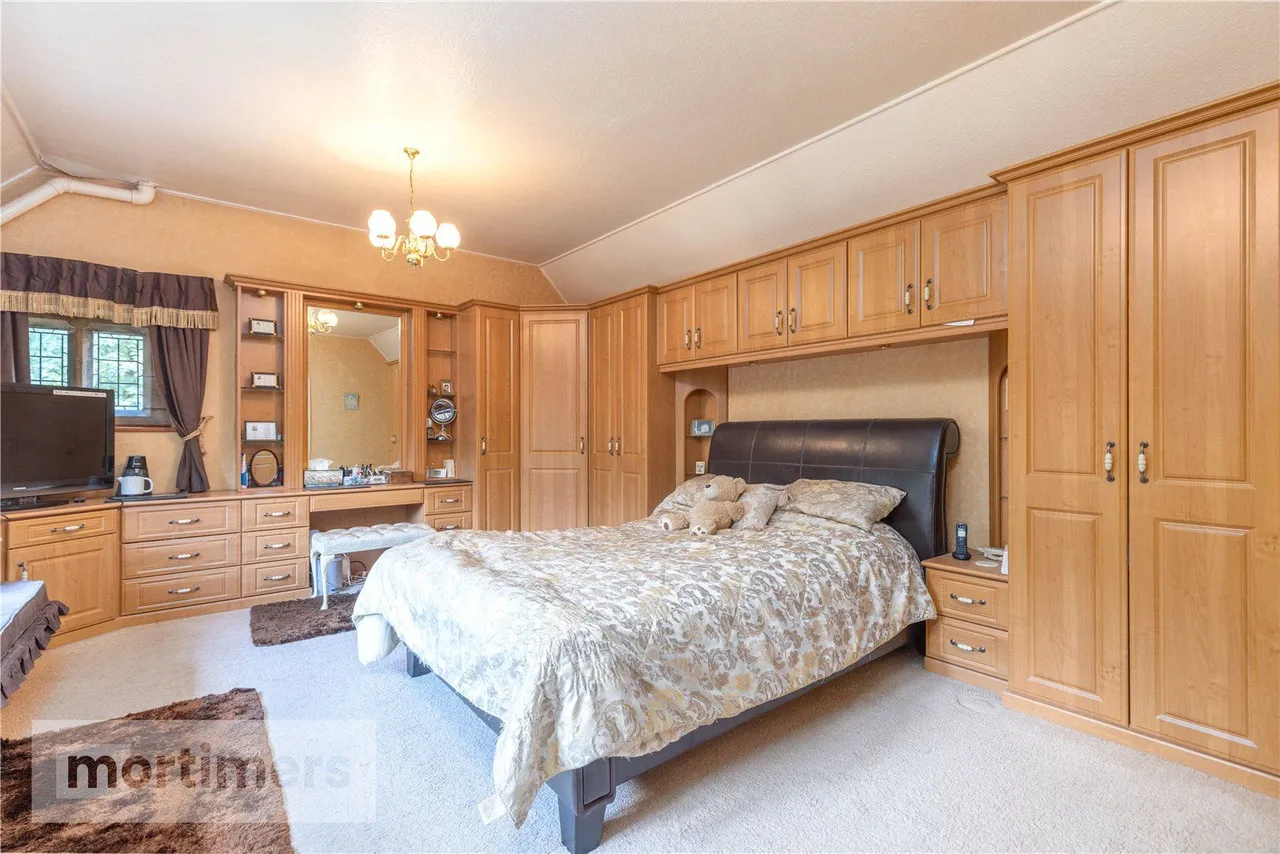 Whalley Road, Accrington, BB5, photo 24
