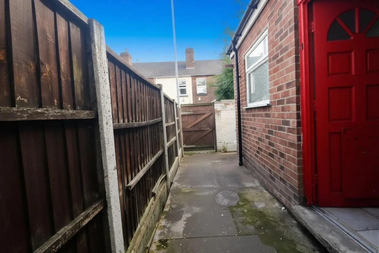 Shelton Old Road, Stoke-On-Trent, ST4, photo 12
