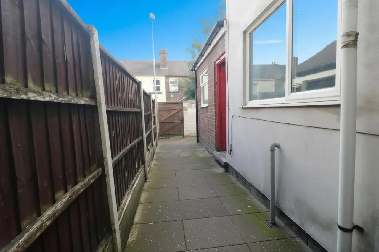 Shelton Old Road, Stoke-On-Trent, ST4, photo 13
