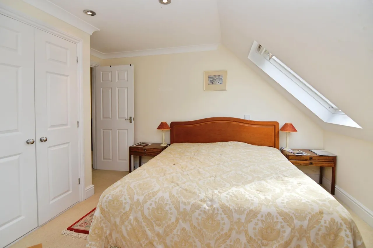 Broadcommon Road, Hurst, RG10, photo 10