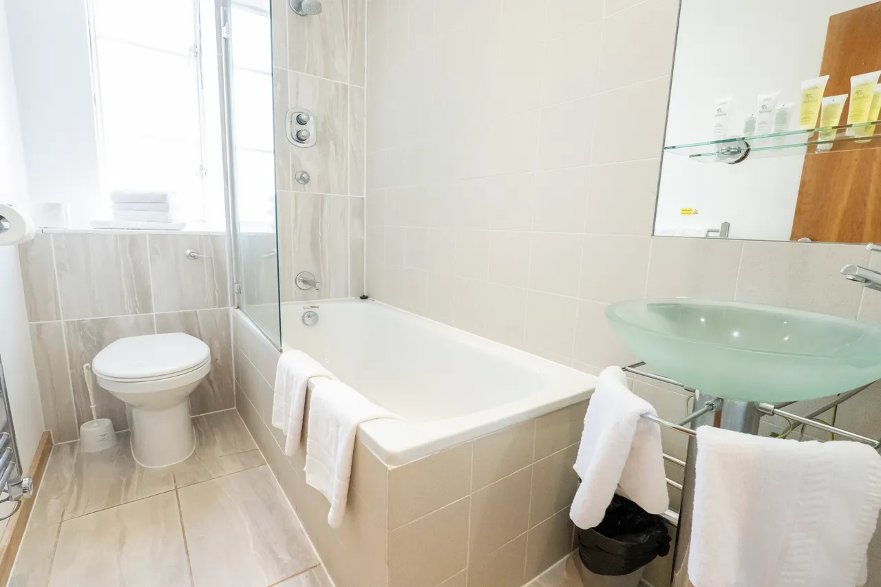 Old Brompton Road, South Kensington, SW7, photo 7