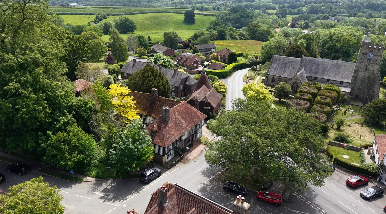 High Street, Brenchley, TN12, photo 28