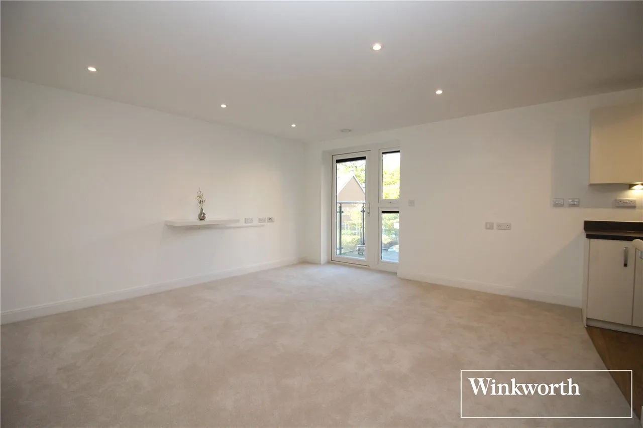 Studio Way, Borehamwood, Hertfordshire, WD6, photo 11