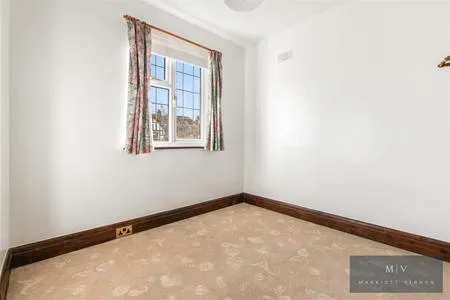 Whitgift Avenue, South Croydon, photo 13