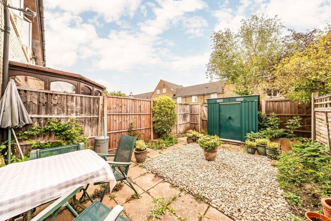 Sonning Gardens, TW12, photo 4