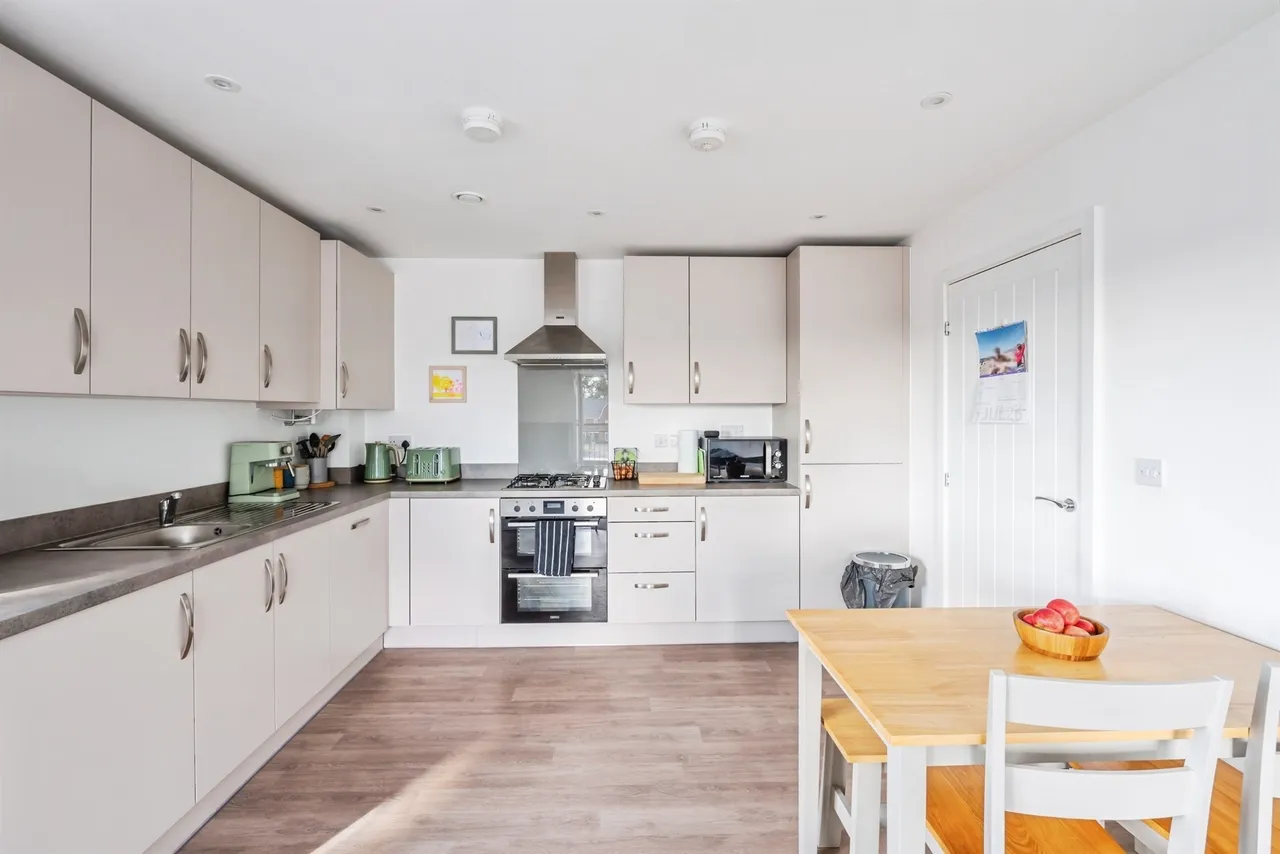 Newlands Place, Seaford, BN25, photo 5