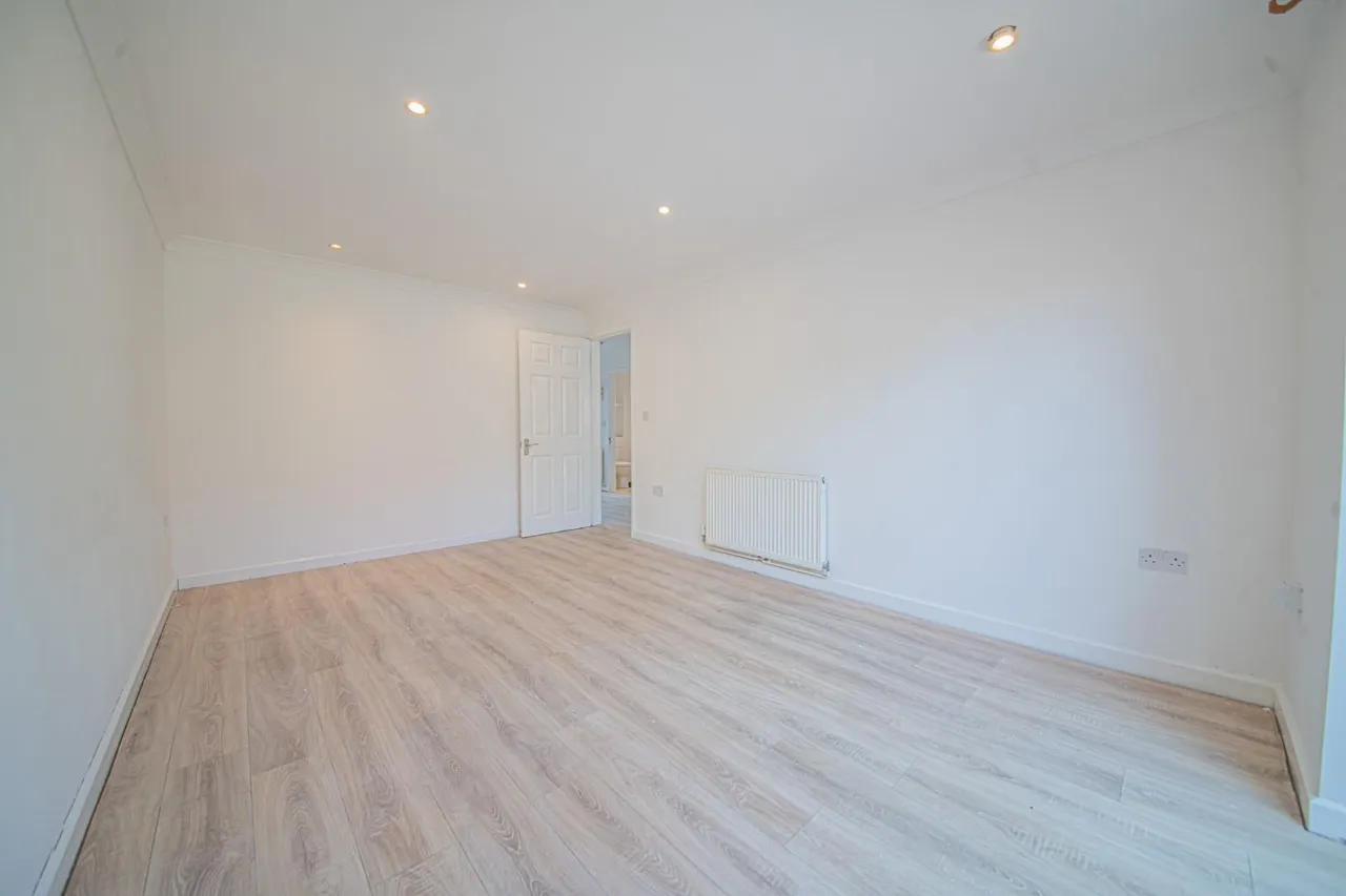 Fair Oak Road, Eastleigh, SO50 8AA, photo 8