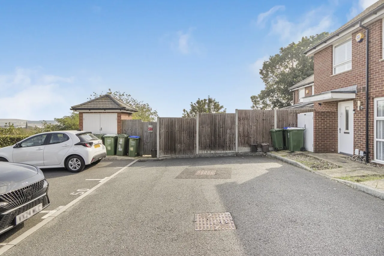 Morris Drive, Belvedere, DA17, photo 6