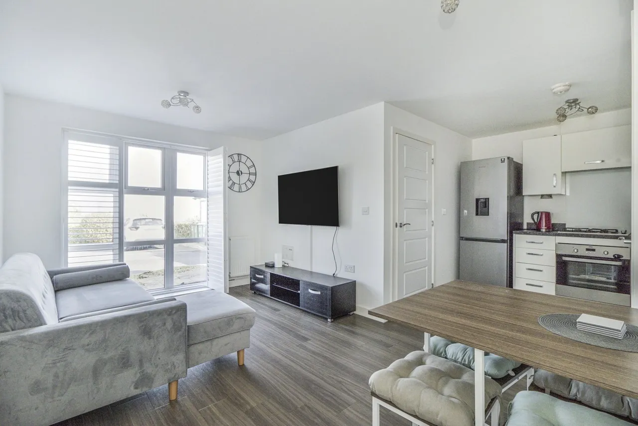 Morris Drive, Belvedere, DA17, photo 3