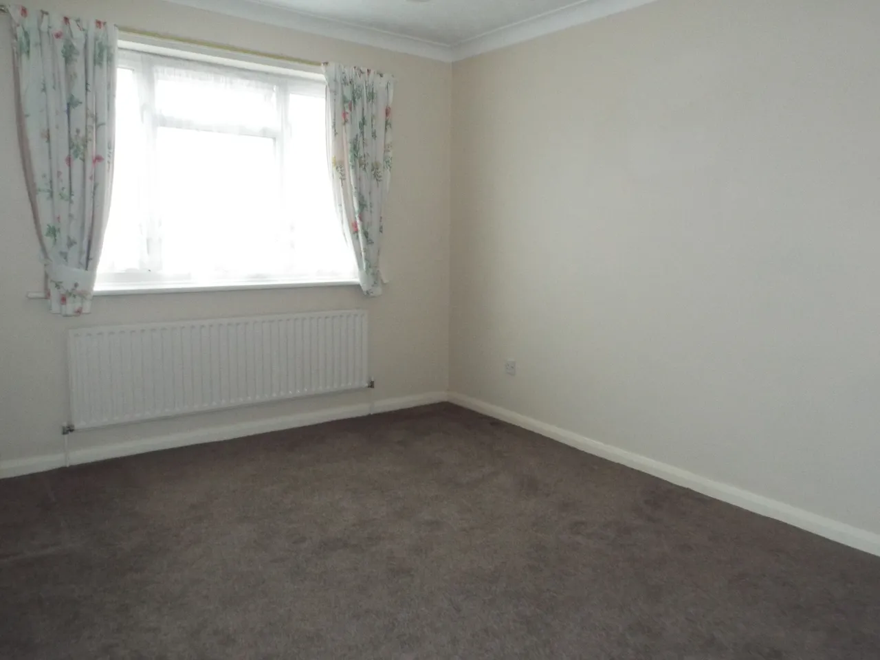 Maureen Close, Parkstone, BH12, photo 5