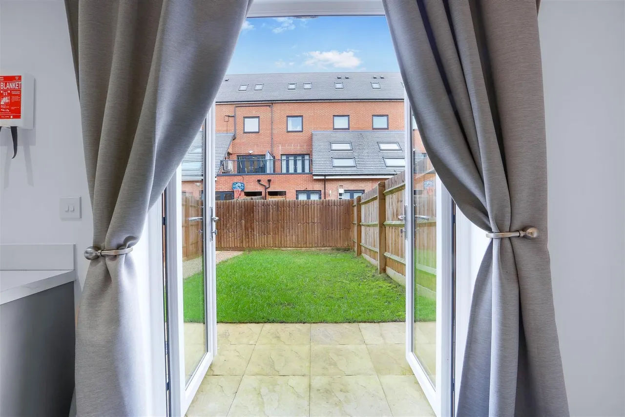 Calico Avenue, Wallington, SM6 7FZ, photo 7