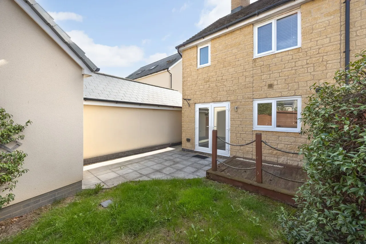 Sandown Crescent, Corsham, SN13, photo 39