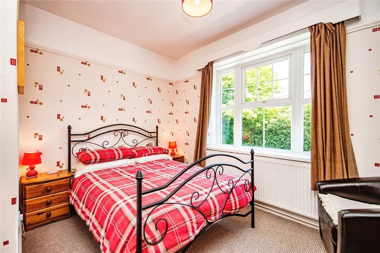 Trevaughan, Carmarthen, SA31, photo 10