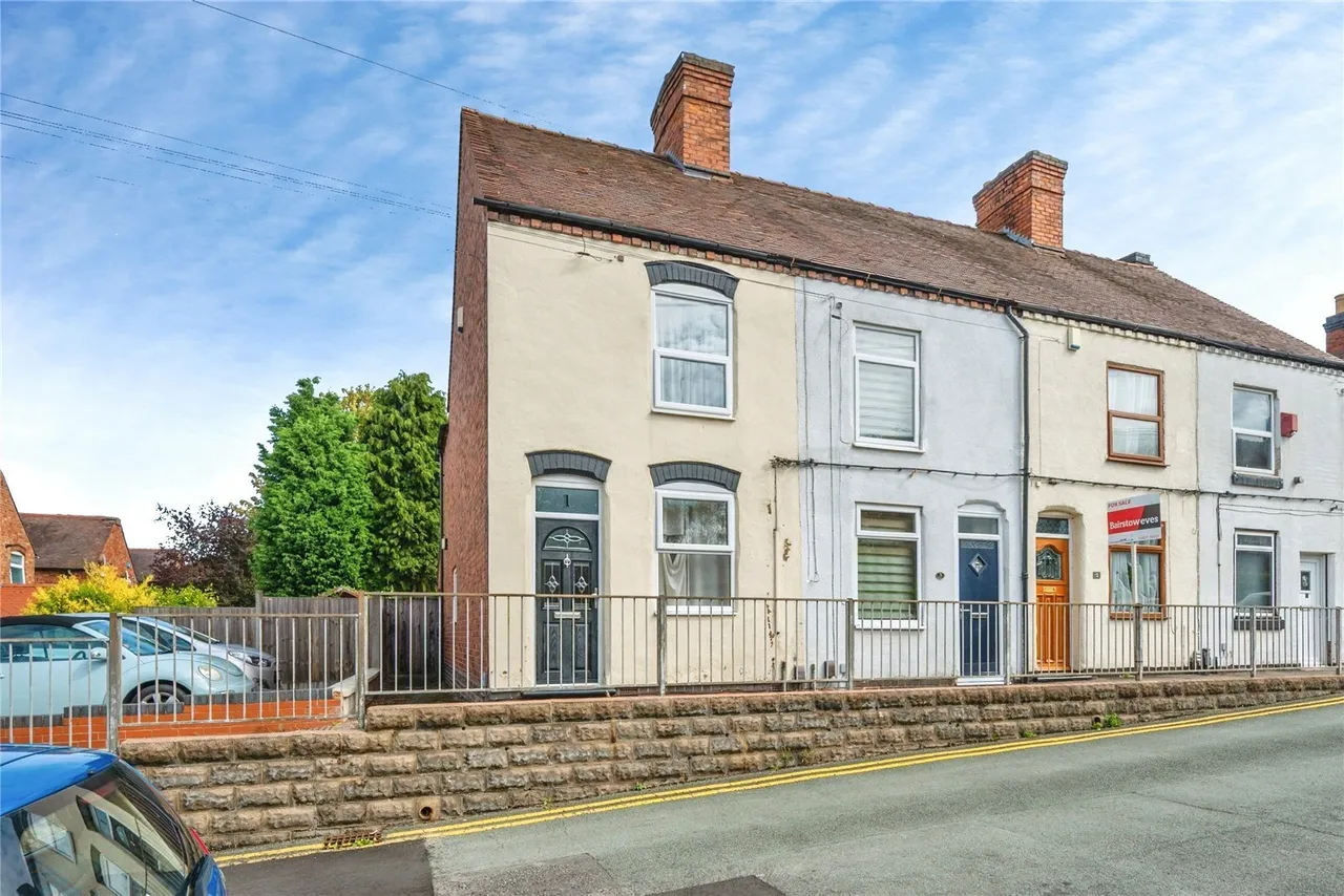 3 bed house for sale — Sharpe Street, Tamworth, Staffordshire, B77