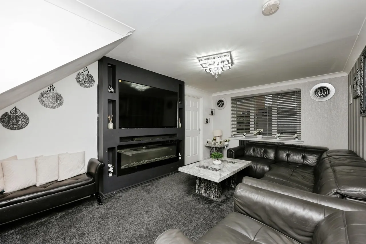 Woodmill Grove, Dunfermline, KY11, photo 9