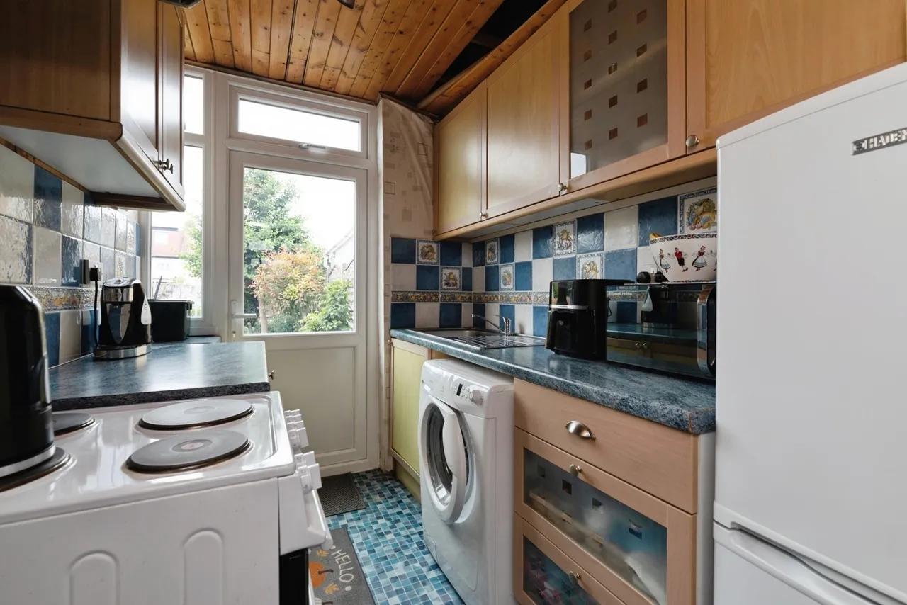 Belvedere Road, Leyton, E10, photo 10