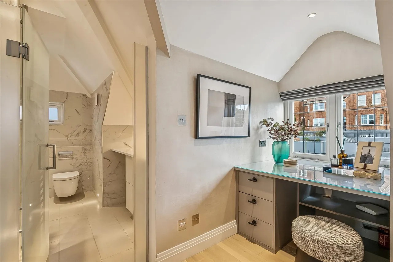 West Heath Road, Hampstead, NW3, photo 8
