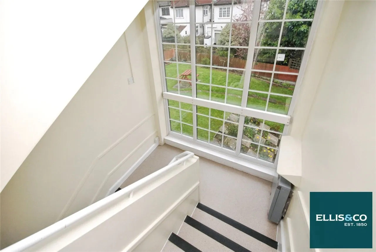 Highfield Court, Golders Green, NW11, photo 9