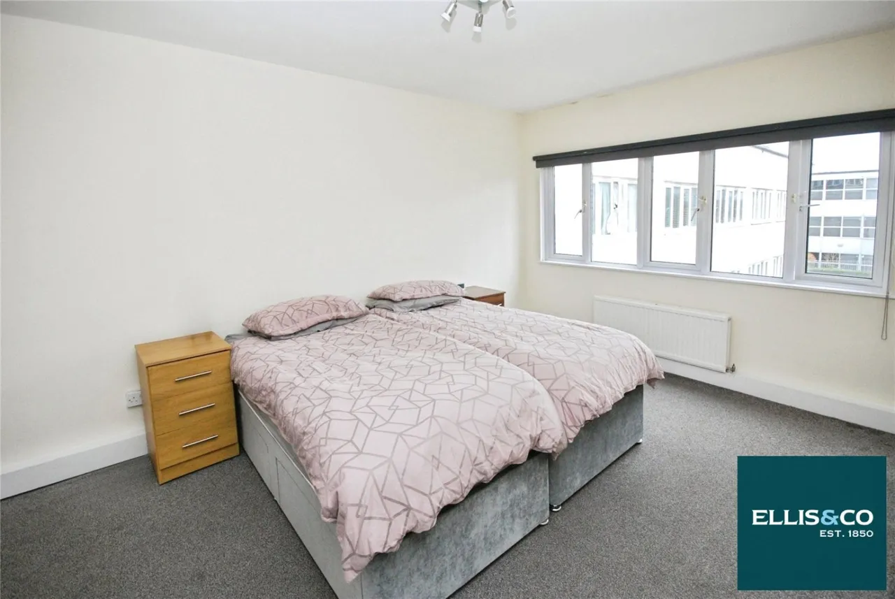 Highfield Court, Golders Green, NW11, photo 6